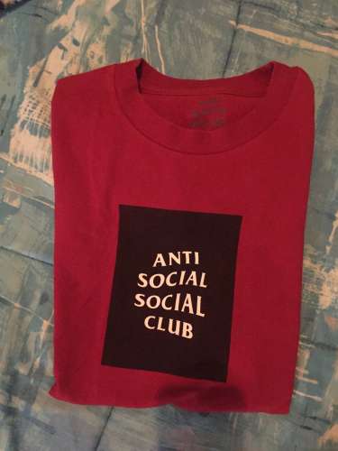 Tee anti social social club