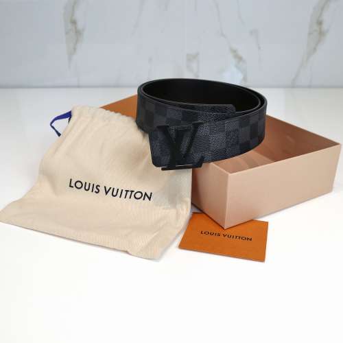 Louis Vuitton Initiales 40 MM Belt