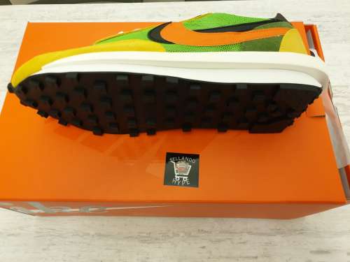 WTS Sacai x Nike Waffle Green