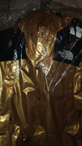 The north face x supreme jacket gold (trattabile)