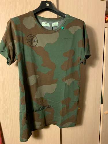 Off-White Tshirt camouflage