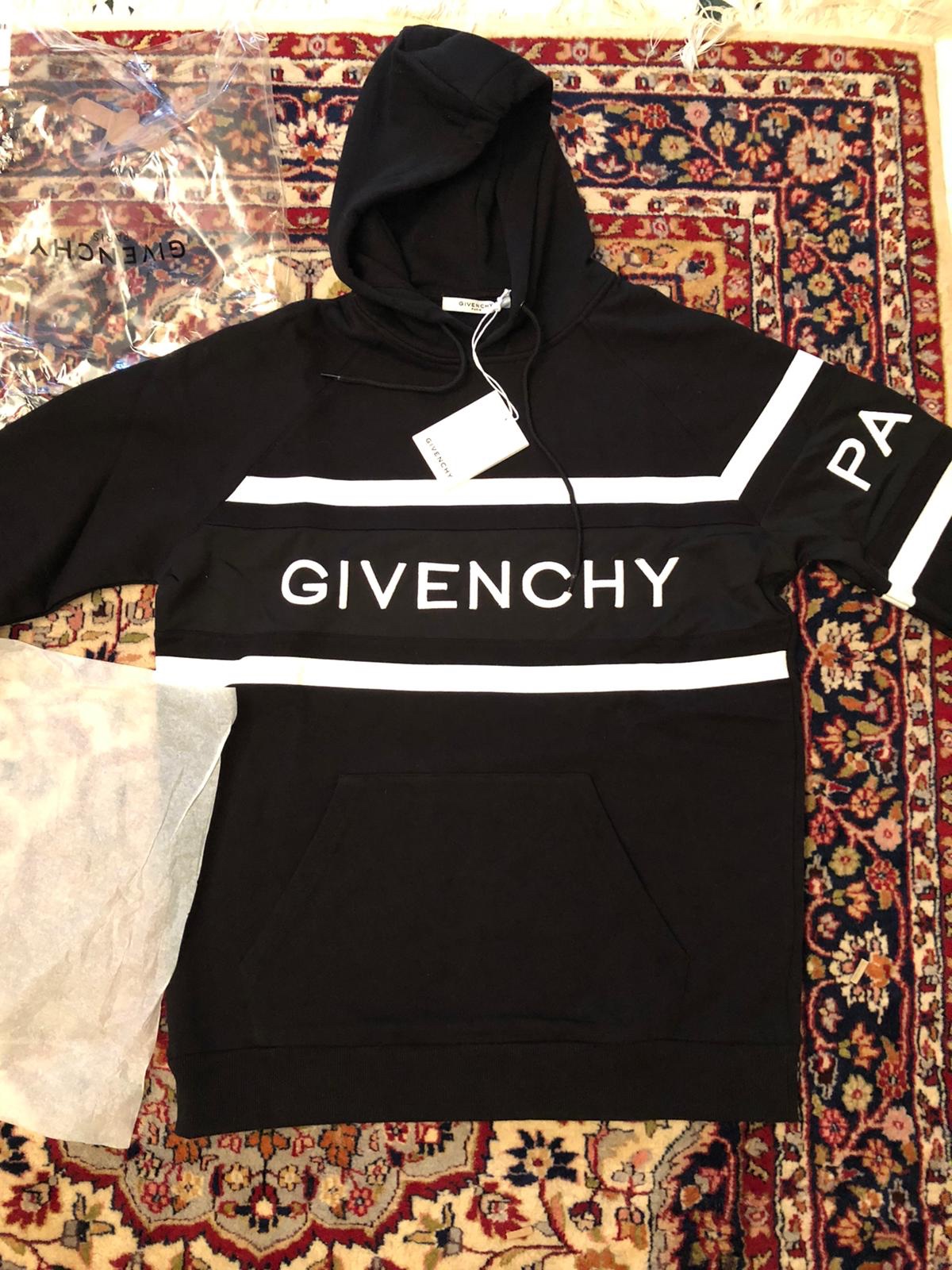 Hoodie GIVENCHY UNDER RETAIL - Meetapp