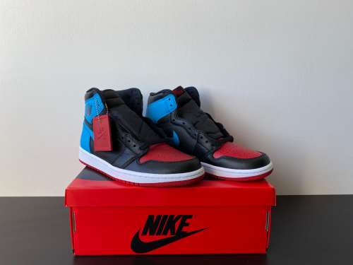 Nike Jordan 1 high retro unc to Chicago