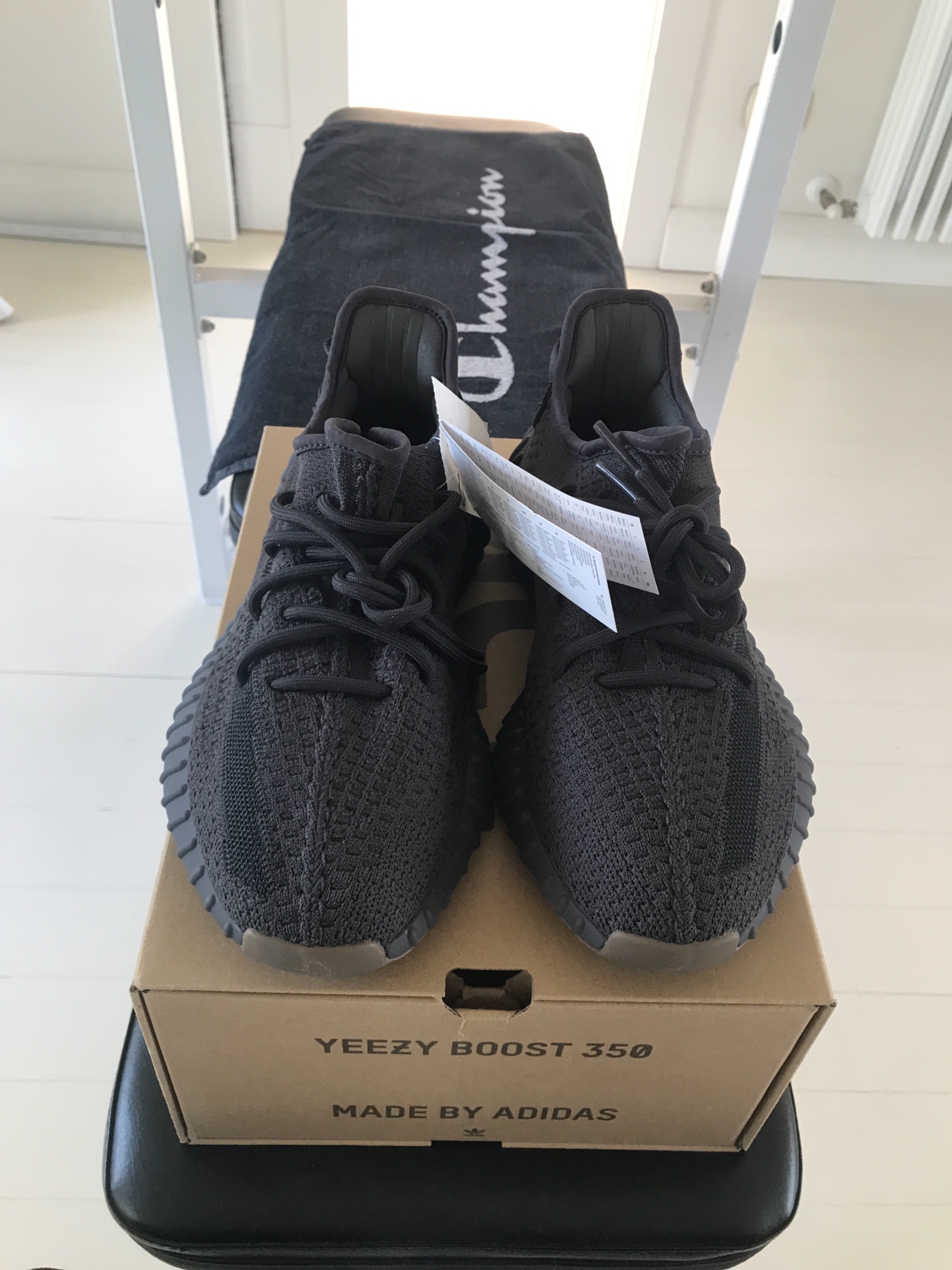 Cheap Adidas Yeezy Boost Zebra 350 V2 Cp9654 New In Box From Confirmed
