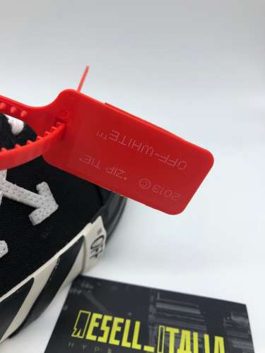 OFF-WHITE VULC LOW BLACK (UPDATED STRIPES)