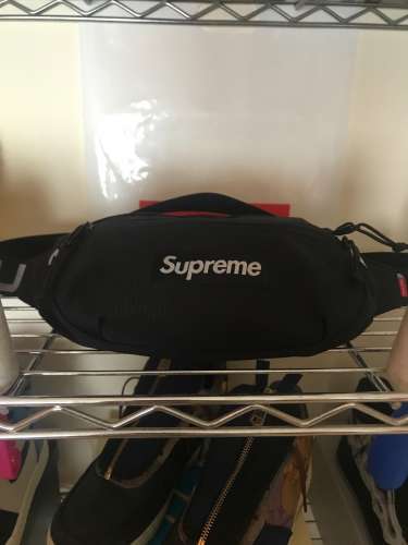 waist bag supreme ss18