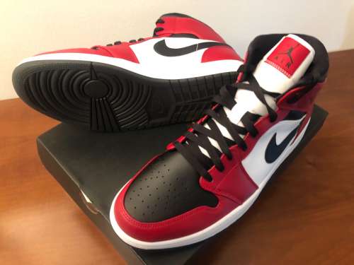 Nike Air Jordan 1 Mid Chicago black toe DS US 12,5