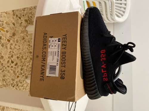 Yeezy boost 350 bred