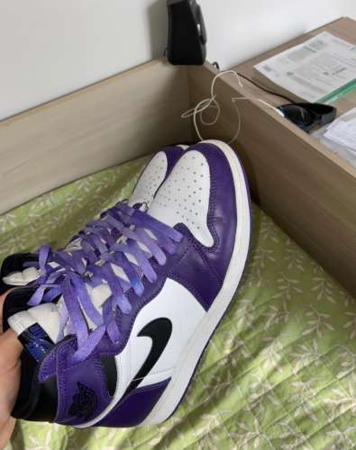 Vendo Jordan 1 retro high court purple white