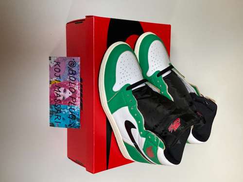 Nike Air Jordan 1 Retro High “Lucky Green”
