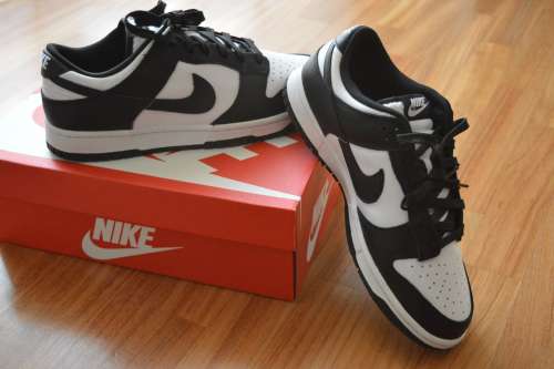 Nike dunk low black and White W