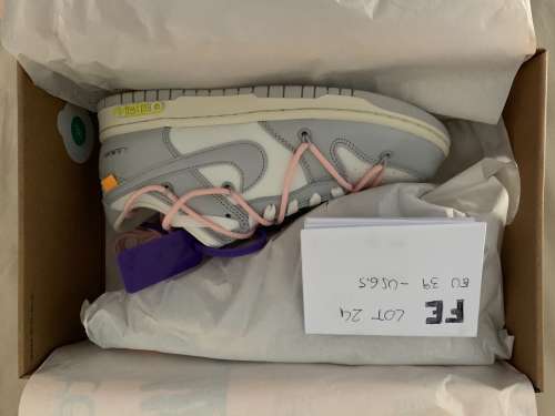 Dunk OW lot 24