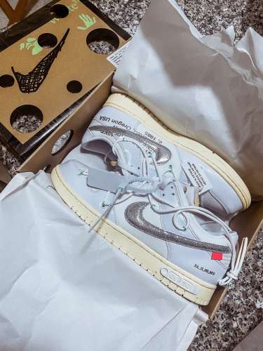 Nike dunk low x off white lot 1/50