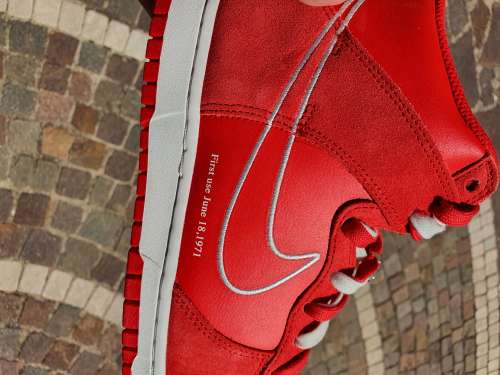 Dunk high first use red numero 44