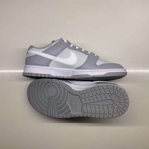 Nike dunk low two toned grey