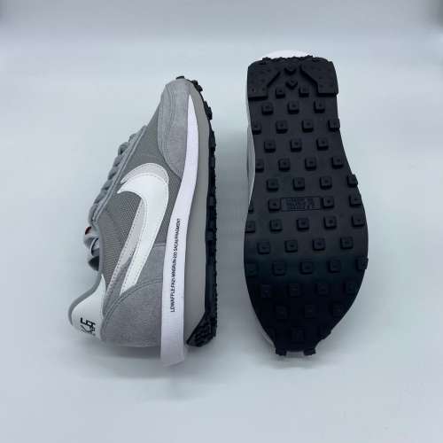 Nike LD waffle sacai X fragment grey