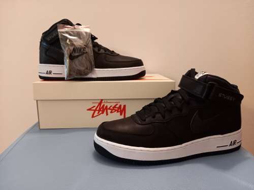 Nike air force 1 mid x stüssy black and white
