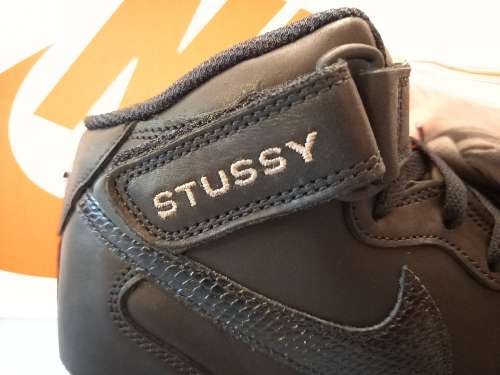 Nike air force 1 mid x stüssy black and white